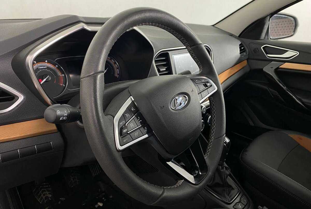 Lada (ВАЗ) Vesta с пробегом — 2023 год. Фото: #12