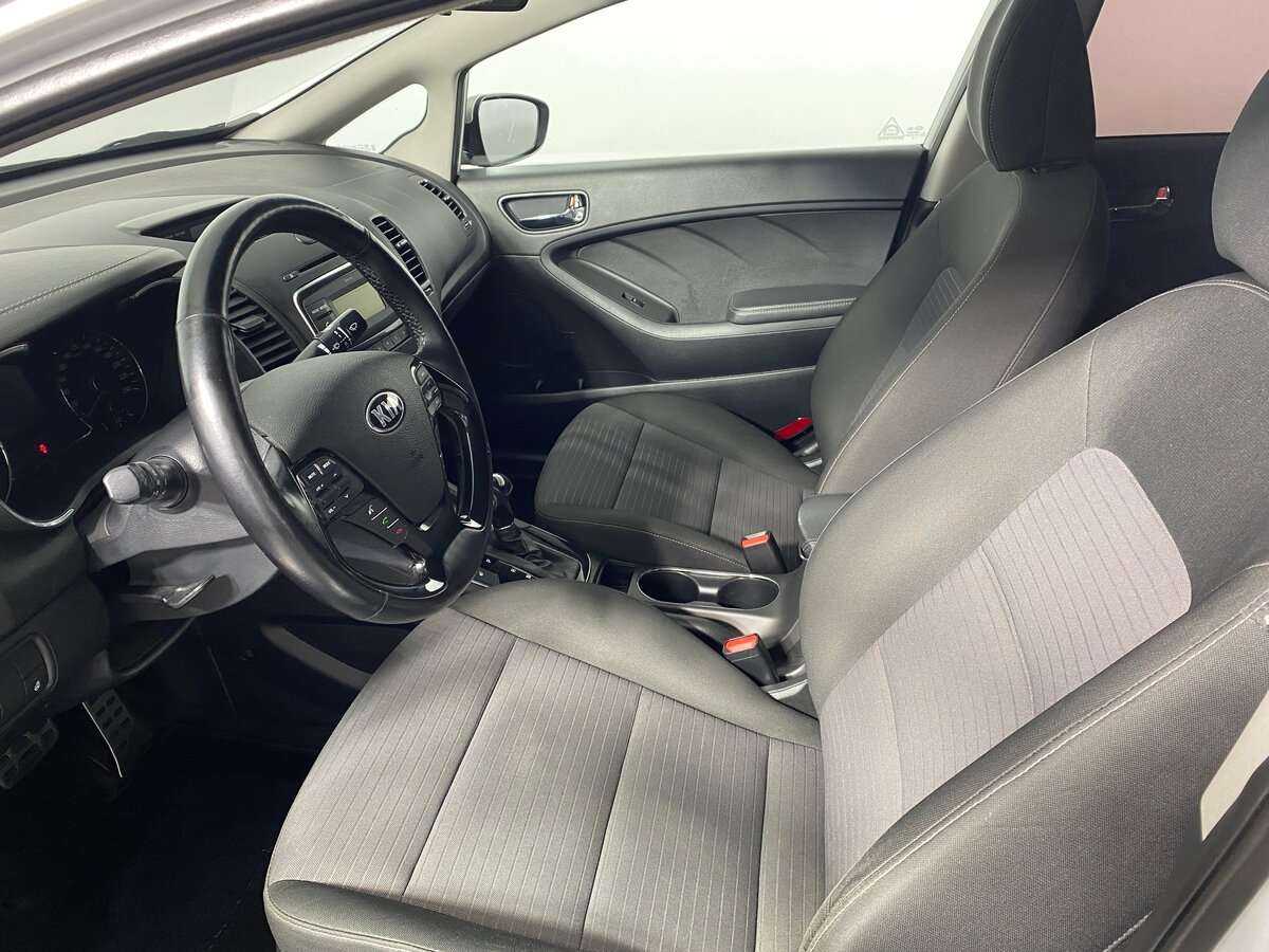 Kia Cerato с пробегом — 2019 год. Фото: #10