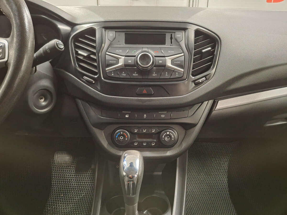 Lada (ВАЗ) Vesta с пробегом — 2021 год. Фото: #13