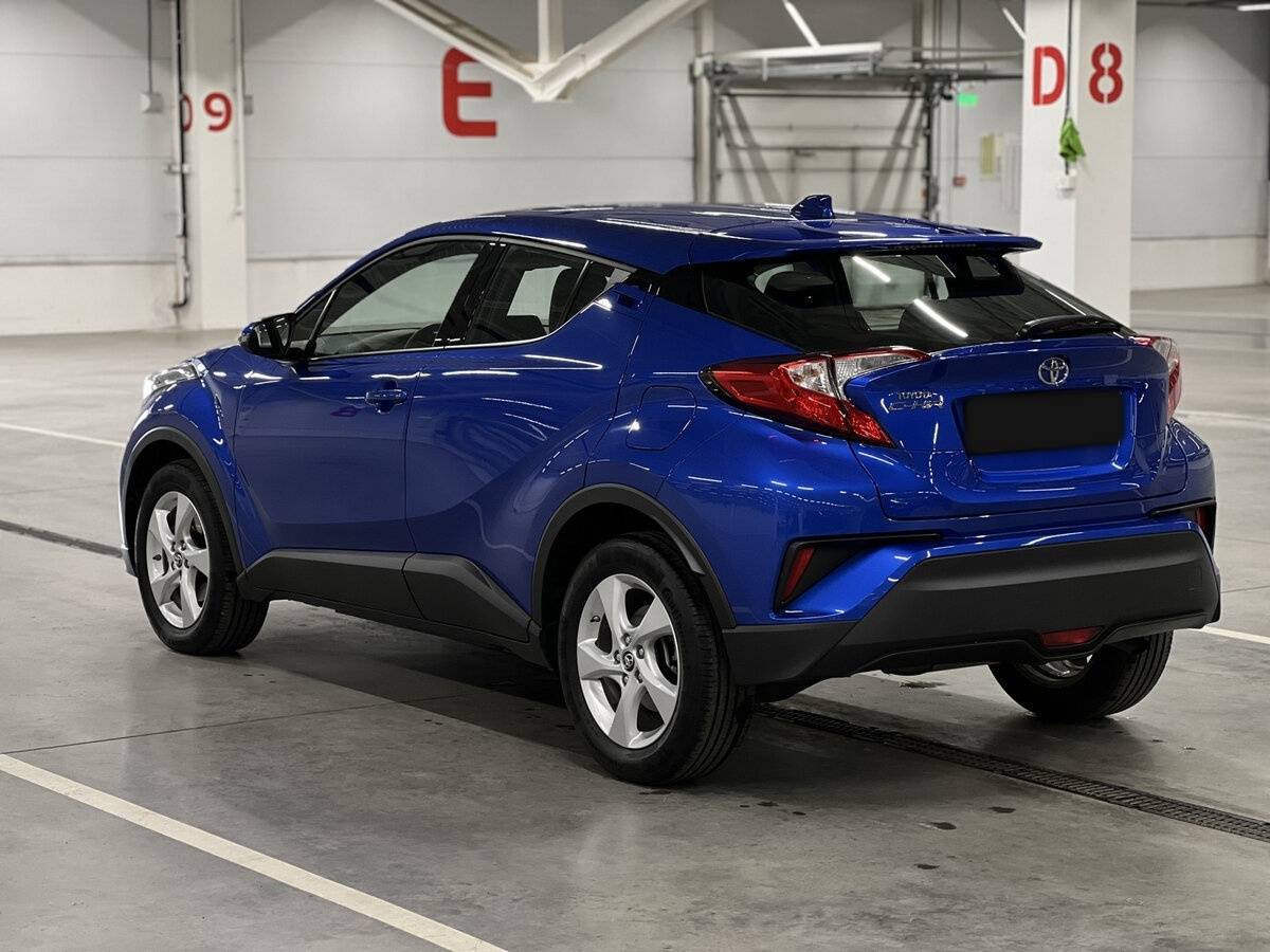 Toyota C-HR с пробегом — 2019 год. Фото: #6