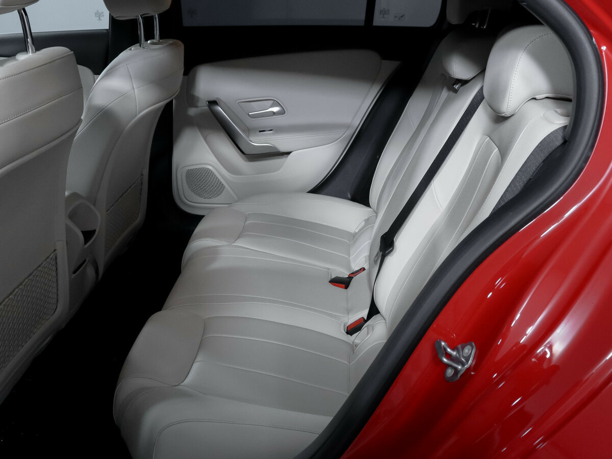 Mercedes-Benz A-Класс с пробегом — 2019 год. Фото: #7