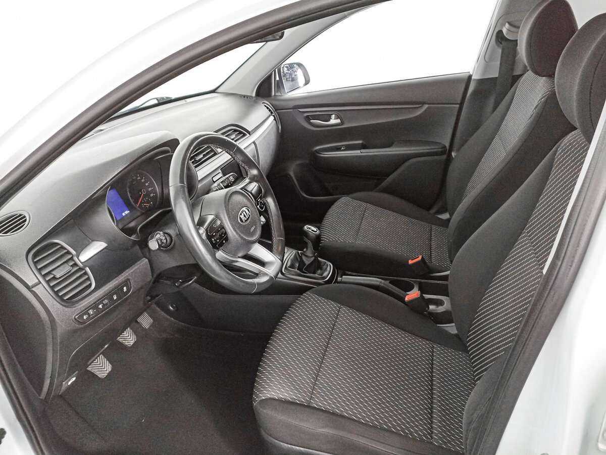 Kia Rio с пробегом — 2018 год. Фото: #13