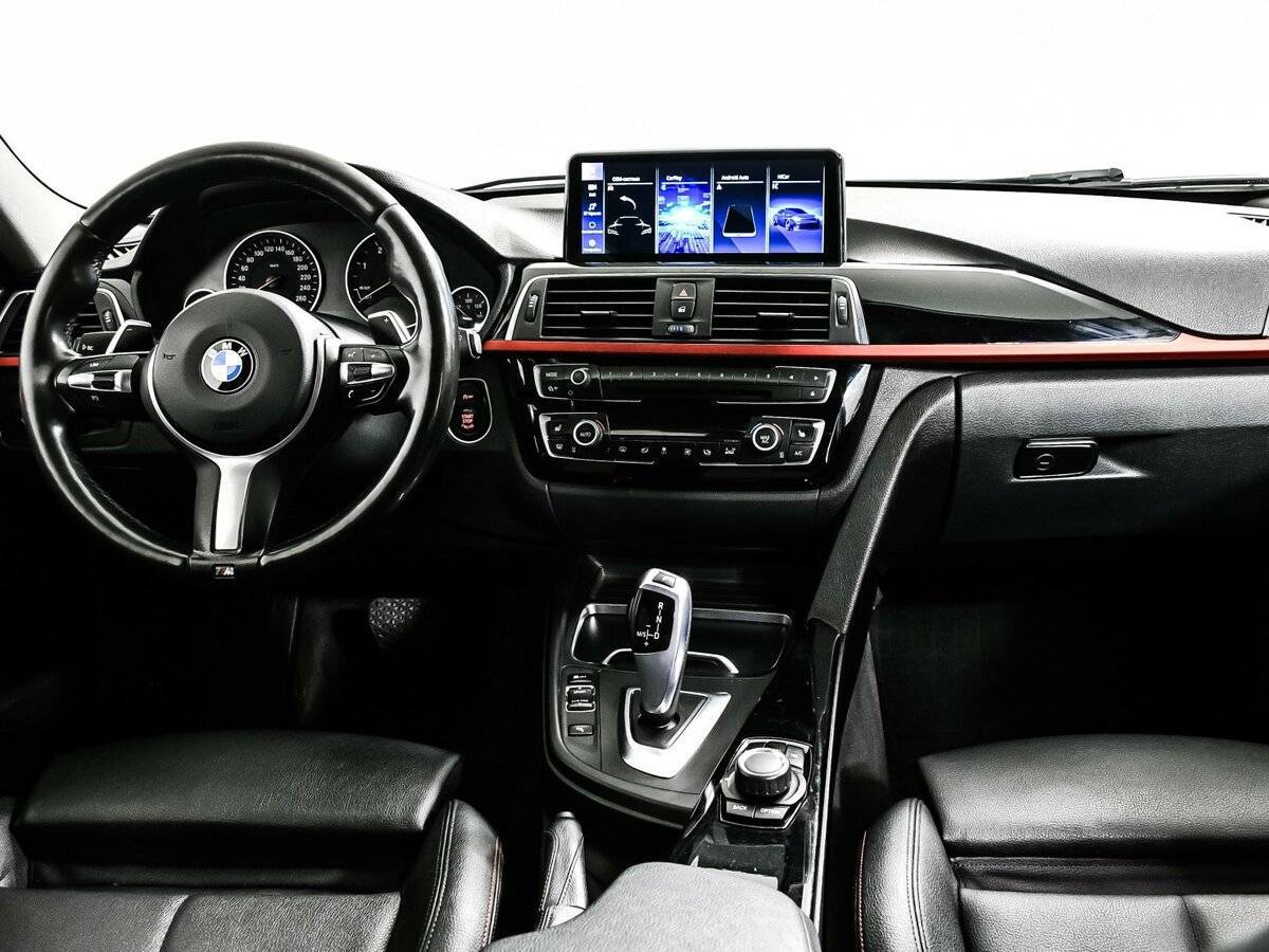 BMW 3 серии с пробегом — 2015 год. Фото: #10