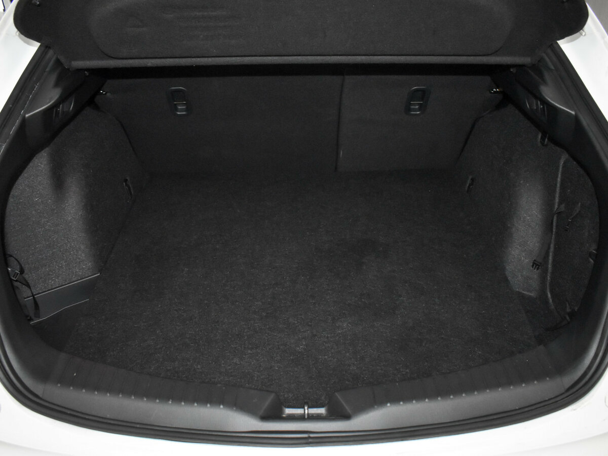 Mazda CX-4 с пробегом — 2022 год. Фото: #16