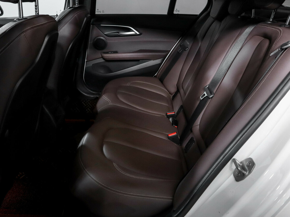 BMW 1 серии с пробегом — 2020 год. Фото: #7