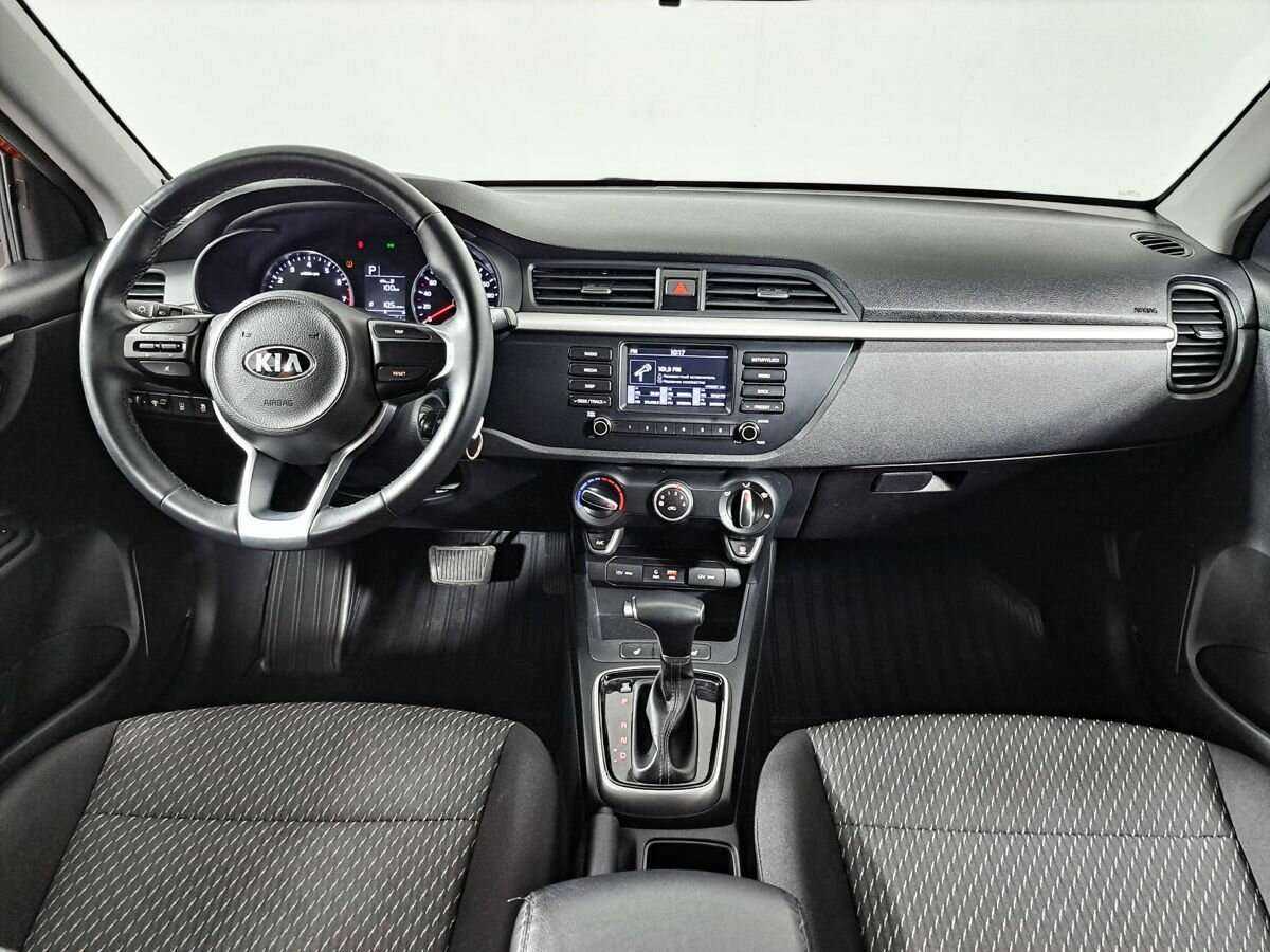 Kia Rio с пробегом — 2020 год. Фото: #11