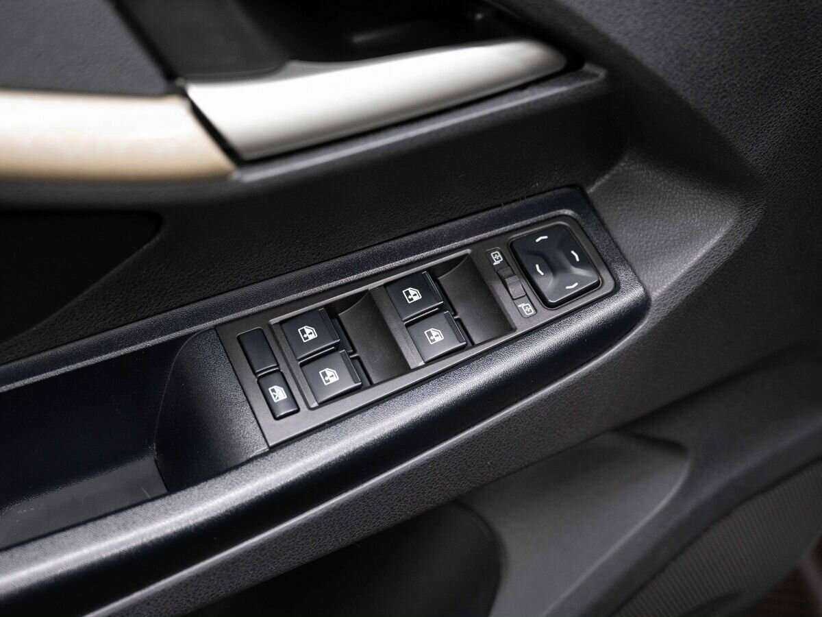 Lada (ВАЗ) Vesta с пробегом — 2018 год. Фото: #18