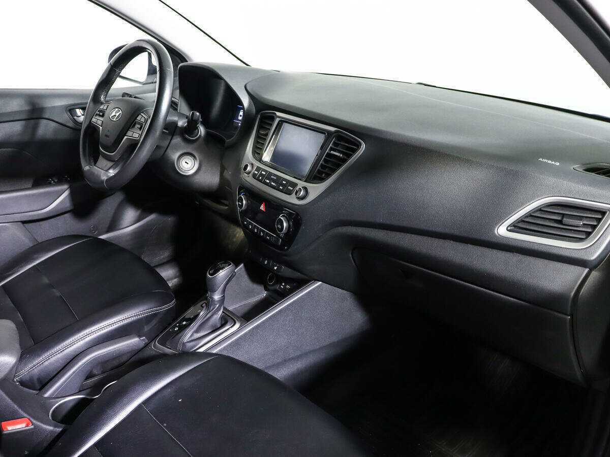 Hyundai Solaris с пробегом — 2018 год. Фото: #7