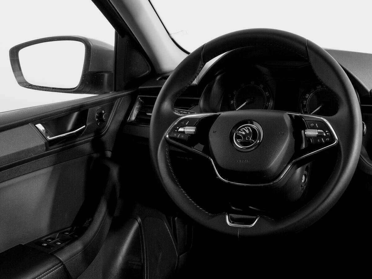 Skoda Rapid с пробегом — 2020 год. Фото: #14