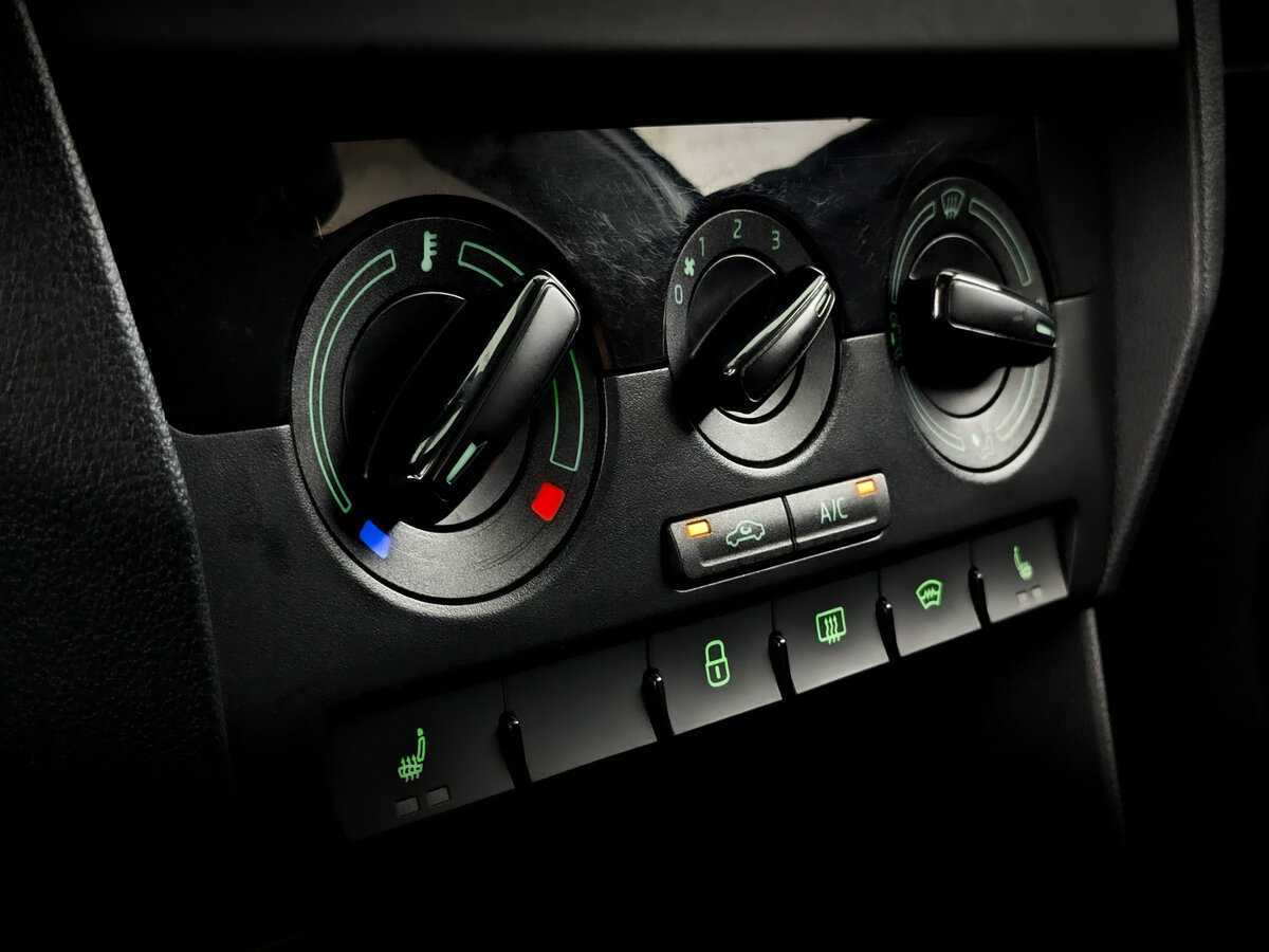 Skoda Rapid с пробегом — 2018 год. Фото: #20