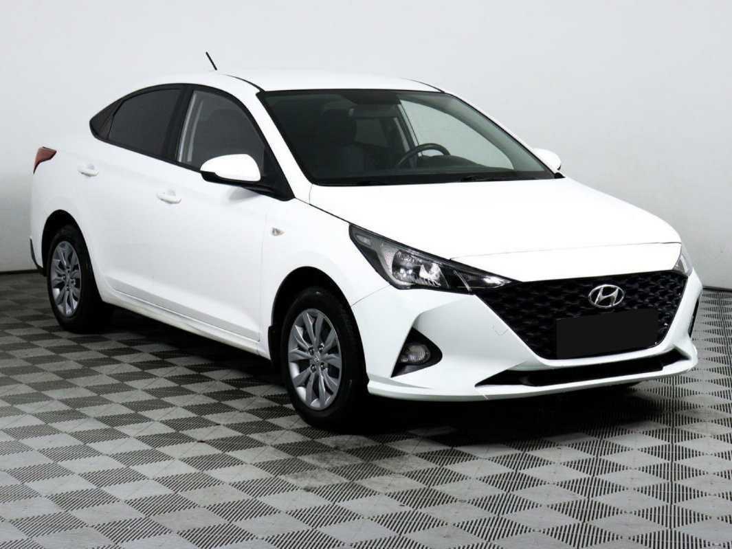 Hyundai Solaris с пробегом — 2021 год. Фото: #2