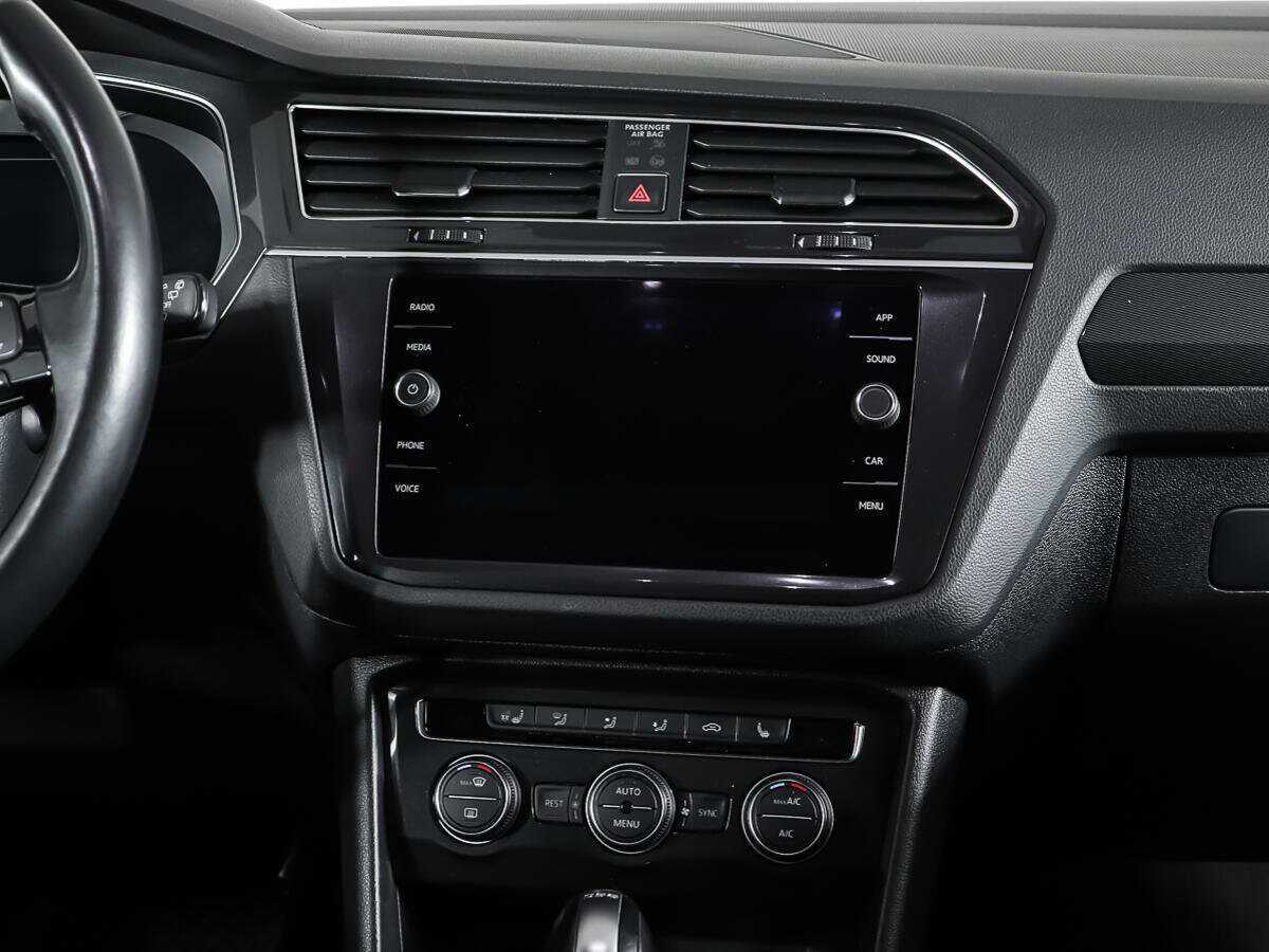 Volkswagen Tiguan с пробегом — 2018 год. Фото: #11