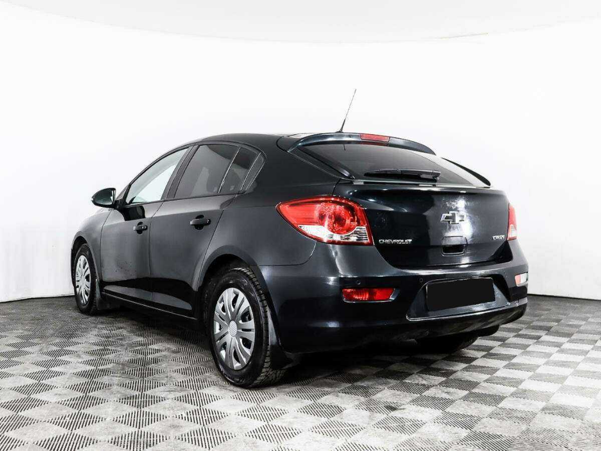 Chevrolet Cruze с пробегом — 2014 год. Фото: #6