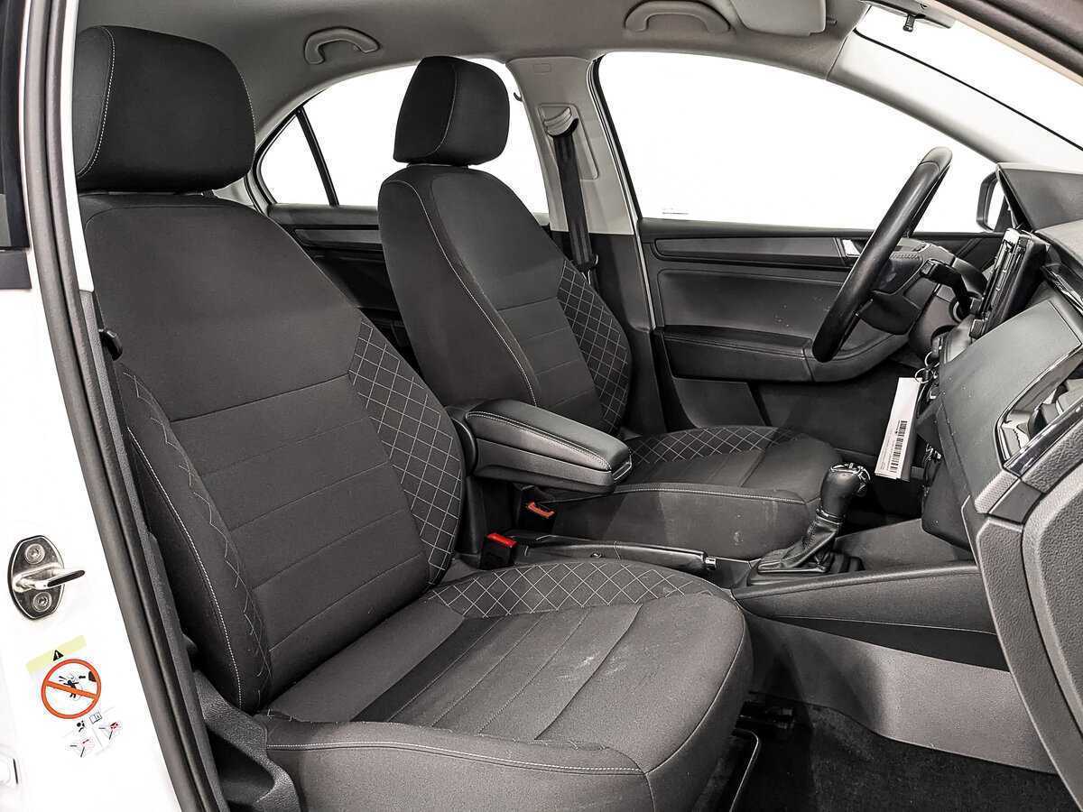 Skoda Rapid с пробегом — 2020 год. Фото: #20