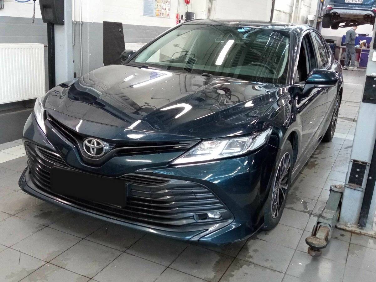 Toyota Camry с пробегом — 2020 год. Посмотреть фото