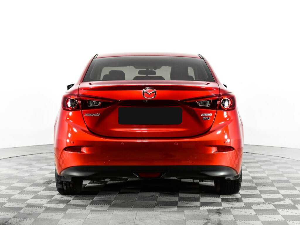 Mazda 3 с пробегом — 2014 год. Фото: #5