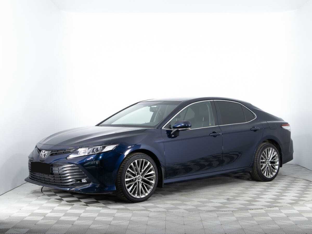 Toyota Camry с пробегом — 2018 год. Фото: #0