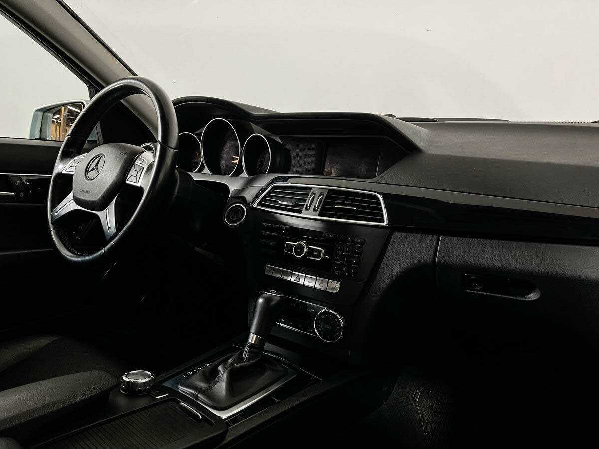 Mercedes-Benz C-Класс с пробегом — 2012 год. Фото: #6