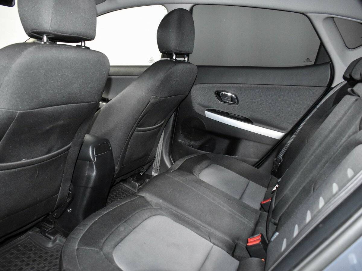 Kia Ceed с пробегом — 2014 год. Фото: #10