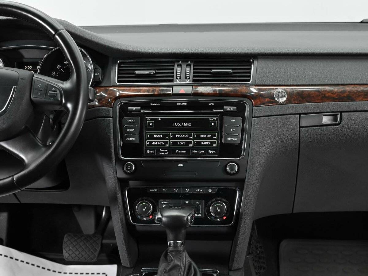 Skoda Superb с пробегом — 2012 год. Фото: #7