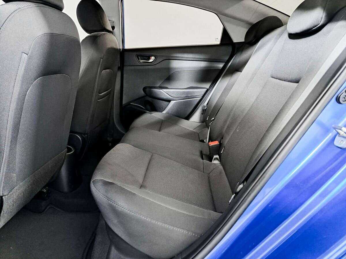 Hyundai Solaris с пробегом — 2018 год. Фото: #9