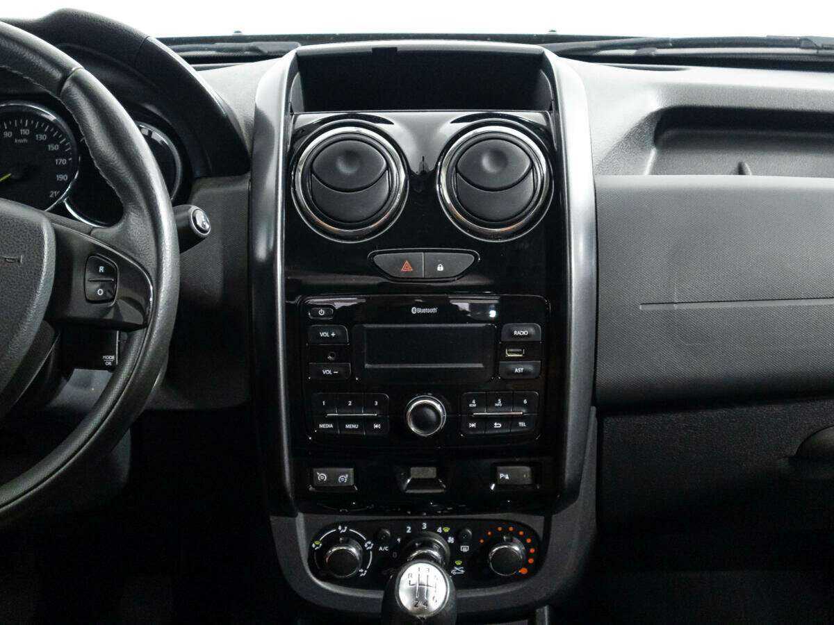 Renault Duster с пробегом — 2017 год. Фото: #13