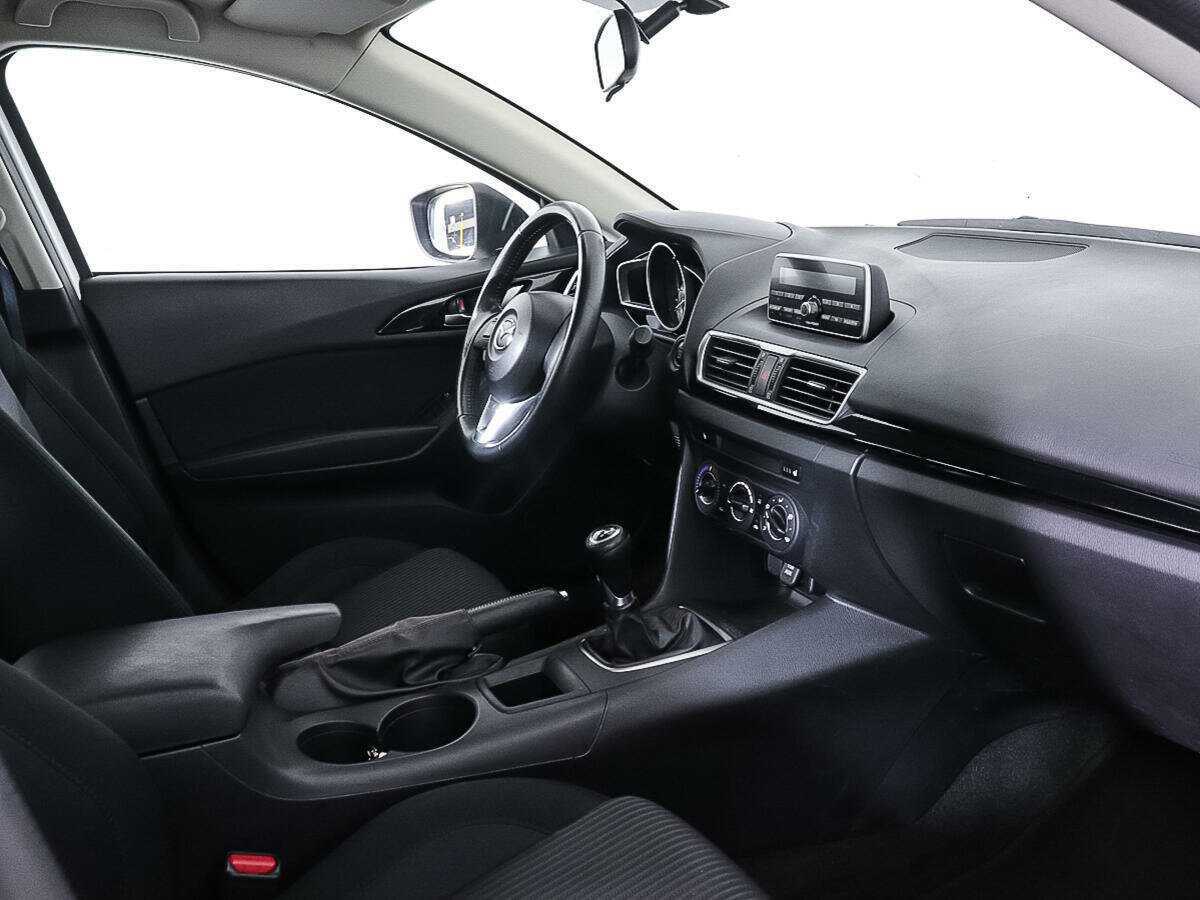 Mazda 3 с пробегом — 2014 год. Фото: #8