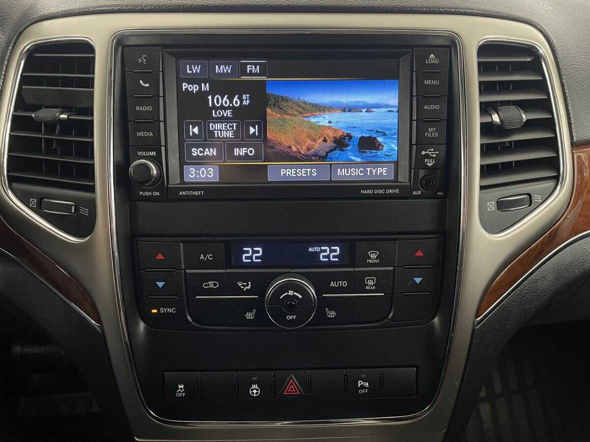 Jeep Grand Cherokee с пробегом — 2012 год. Фото: #11