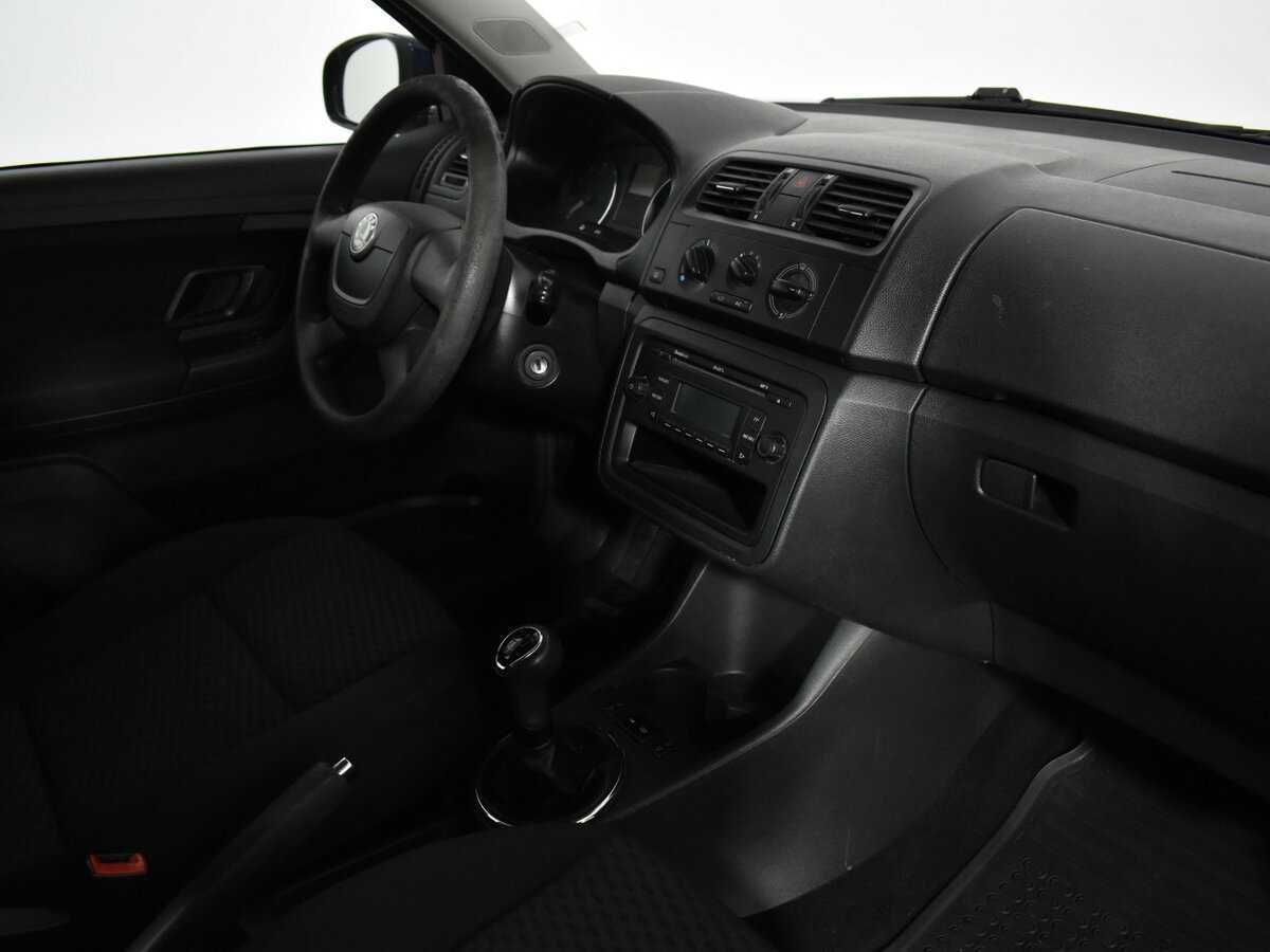 Skoda Fabia с пробегом — 2012 год. Фото: #9