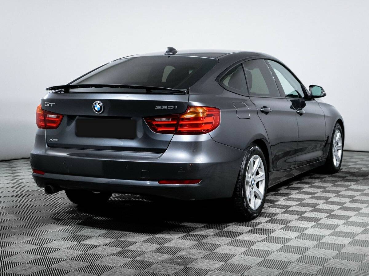 BMW 3 серии с пробегом — 2015 год. Фото: #4