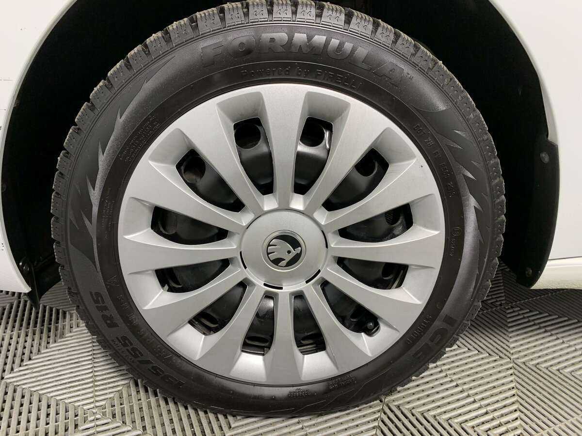 Skoda Rapid с пробегом — 2019 год. Фото: #15