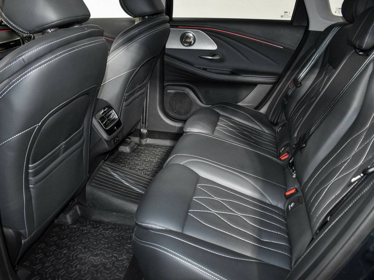 Chery Arrizo 8 с пробегом — 2023 год. Фото: #12