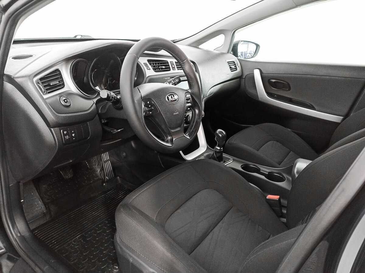 Kia Ceed с пробегом — 2015 год. Фото: #15