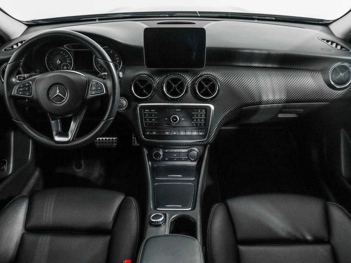 Mercedes-Benz GLA с пробегом — 2017 год. Фото: #12