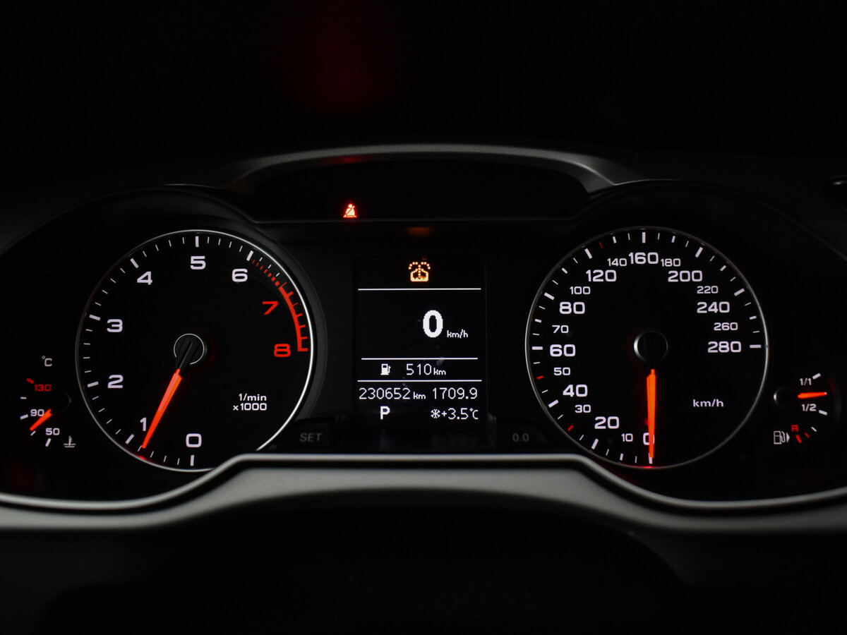 Audi A4 с пробегом — 2015 год. Фото: #17