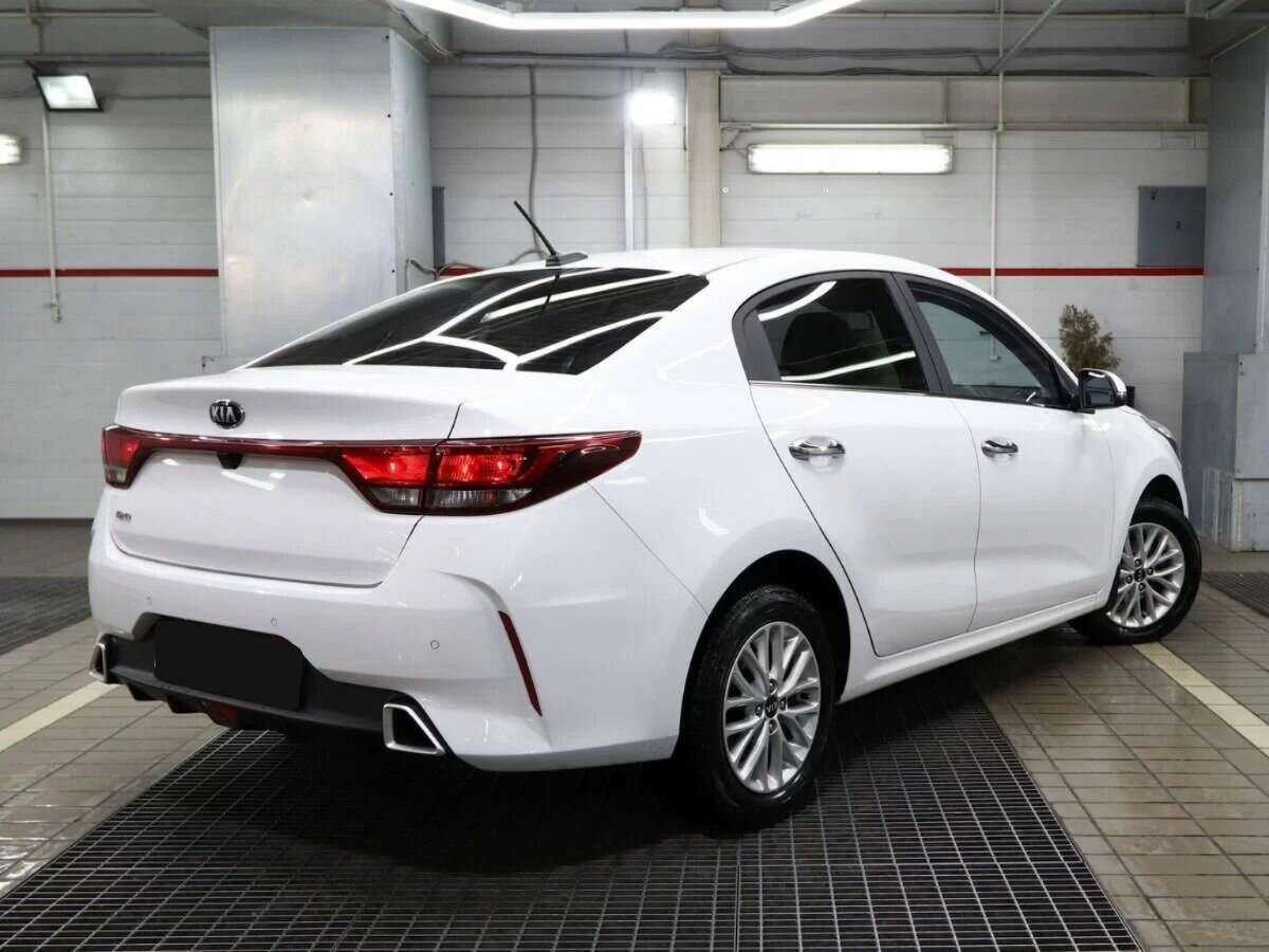 Kia Rio с пробегом — 2021 год. Фото: #1