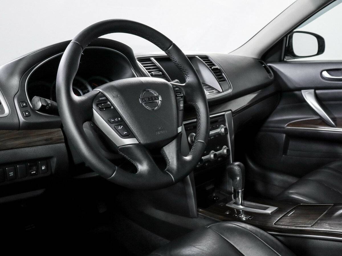 Nissan Teana с пробегом — 2012 год. Фото: #10