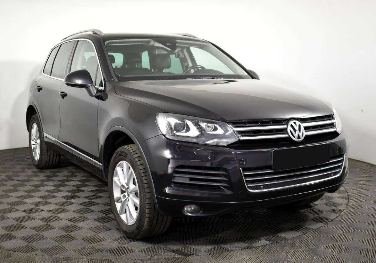 Volkswagen Touareg с пробегом — 2012 год. Фото: #2