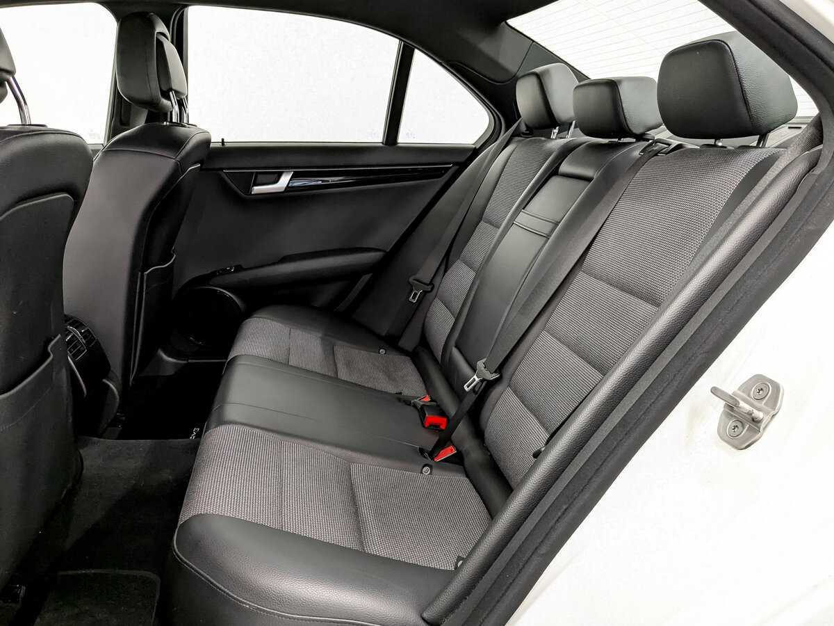 Mercedes-Benz C-Класс с пробегом — 2012 год. Фото: #11