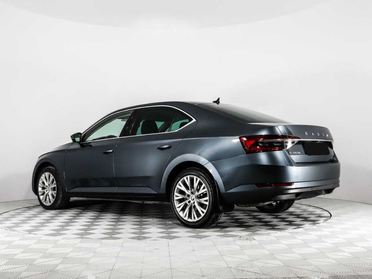 Skoda Superb с пробегом — 2019 год. Фото: #6