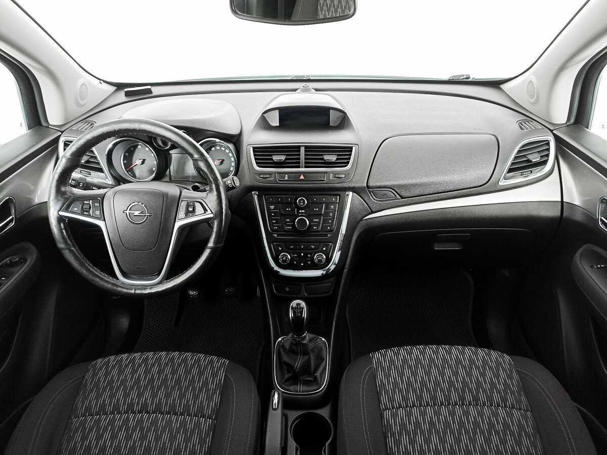 Opel Mokka с пробегом — 2012 год. Фото: #13