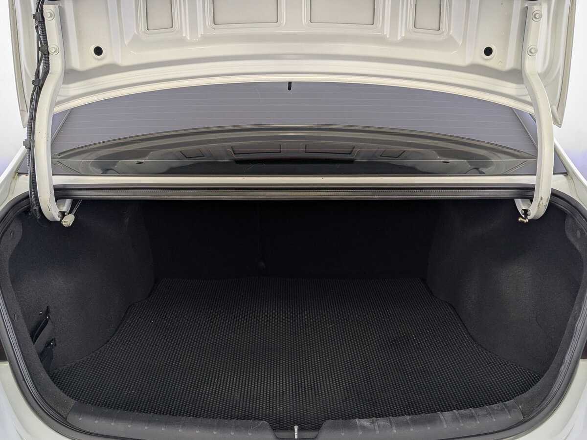 Kia Rio с пробегом — 2018 год. Фото: #9