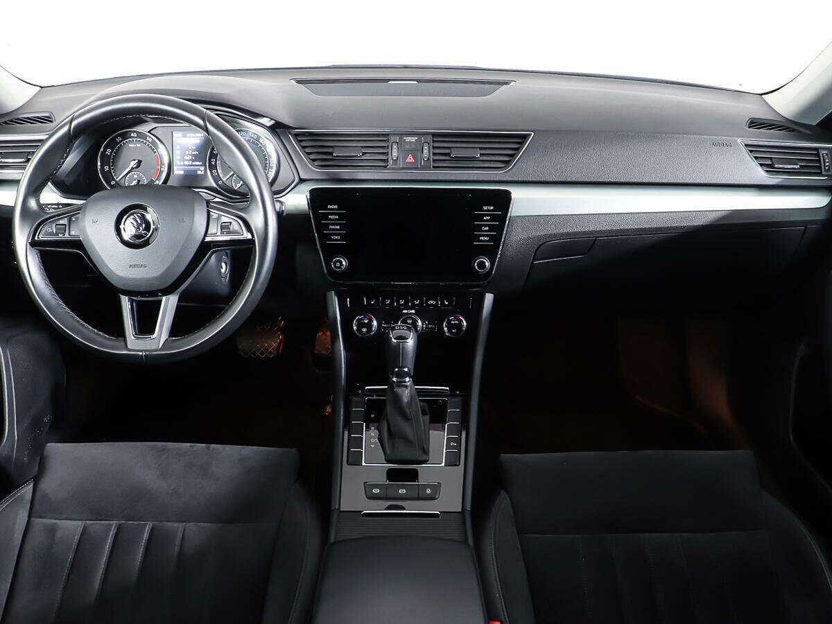 Skoda Superb с пробегом — 2017 год. Фото: #9