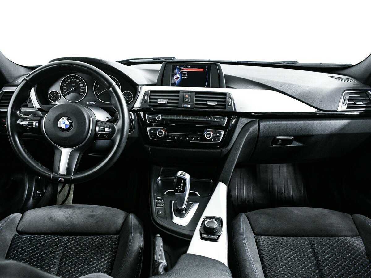 BMW 3 серии с пробегом — 2015 год. Фото: #10