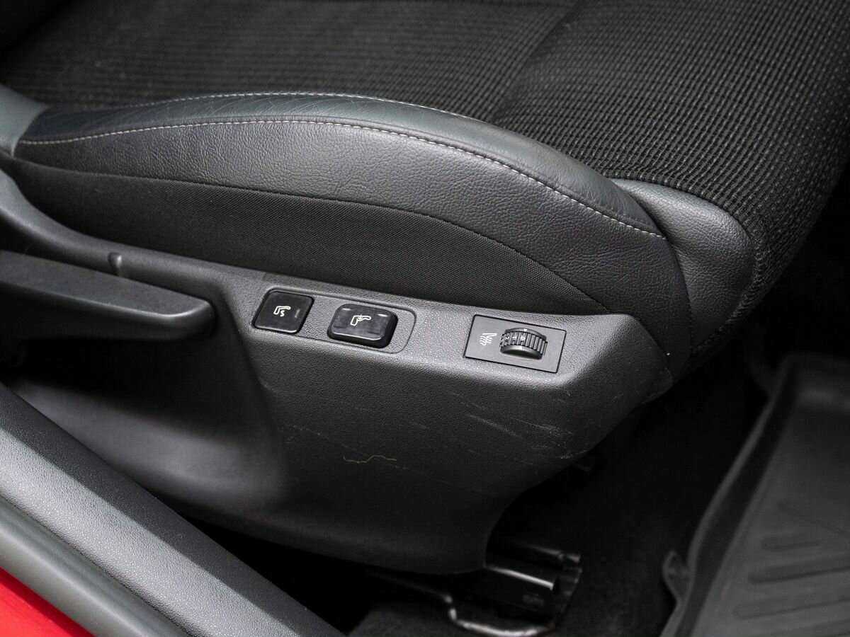 Citroen C4 с пробегом — 2013 год. Фото: #12