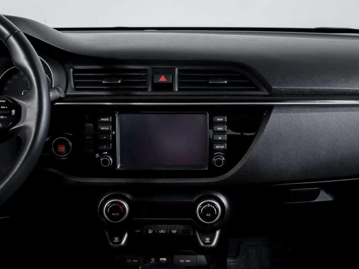 Kia Rio с пробегом — 2020 год. Фото: #10