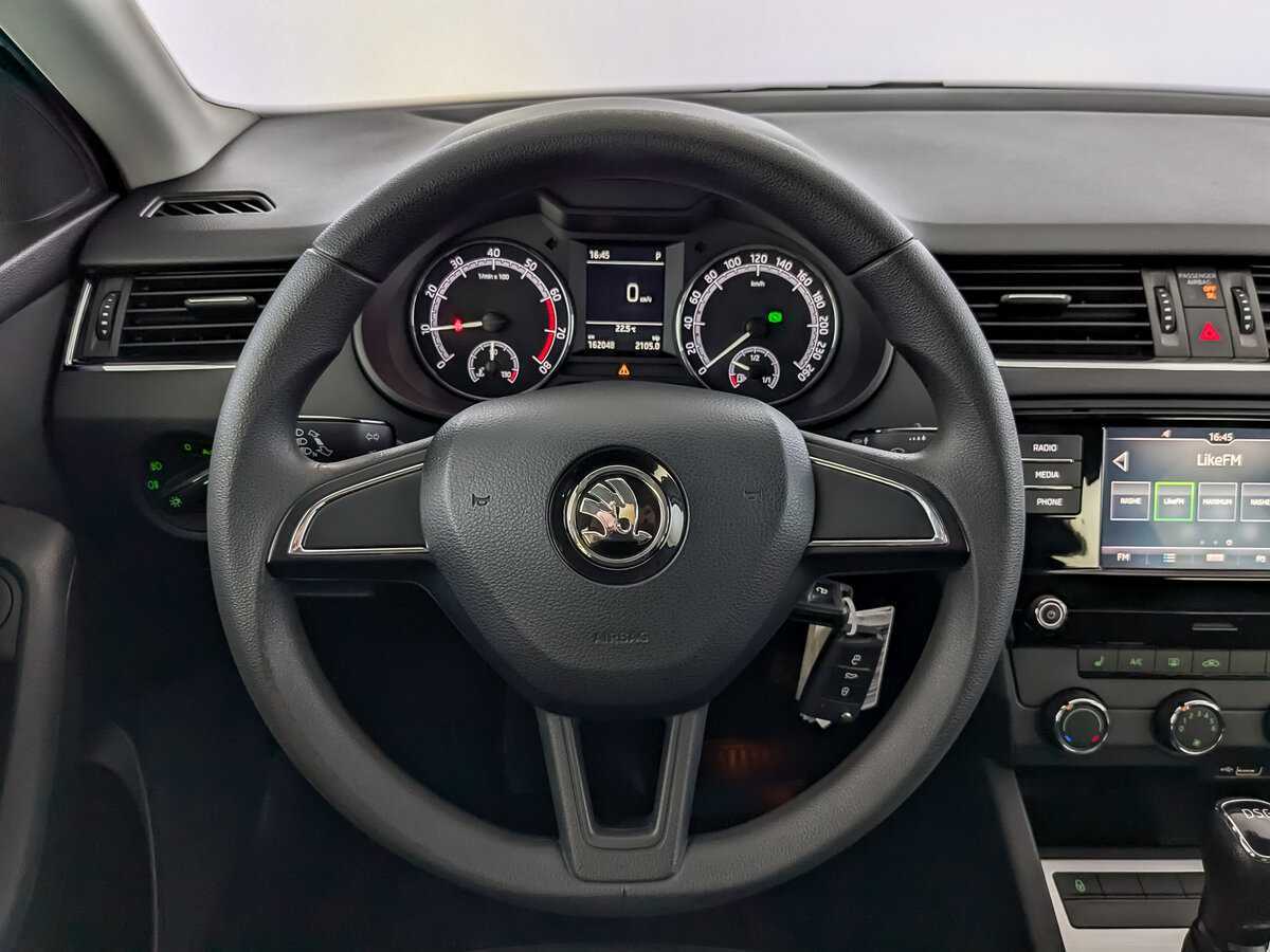Skoda Octavia с пробегом — 2018 год. Фото: #20