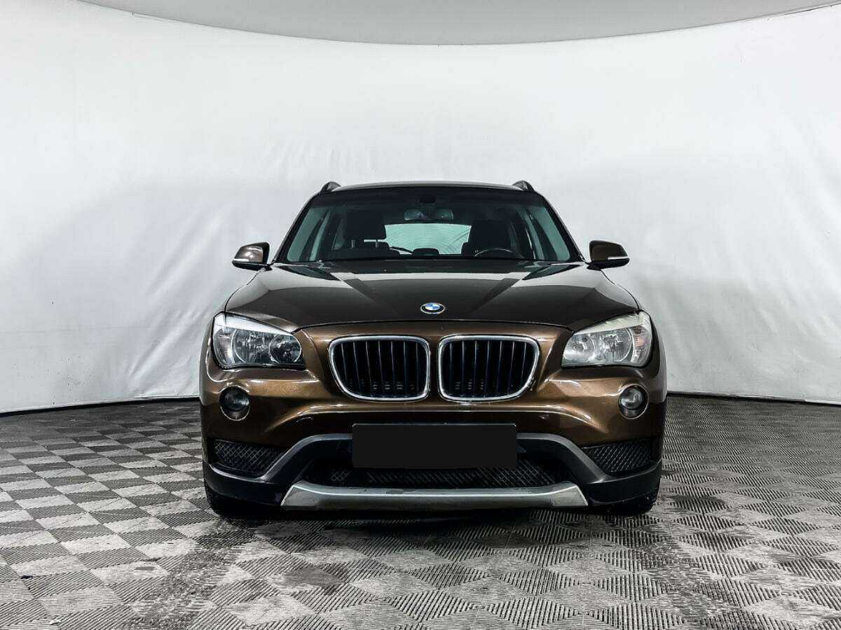 BMW X1 с пробегом — 2013 год. Фото: #1