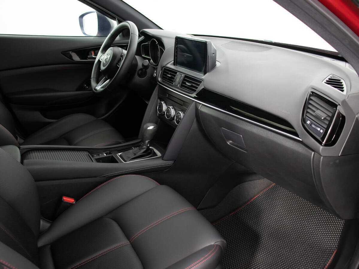 Mazda CX-4 с пробегом — 2022 год. Фото: #8