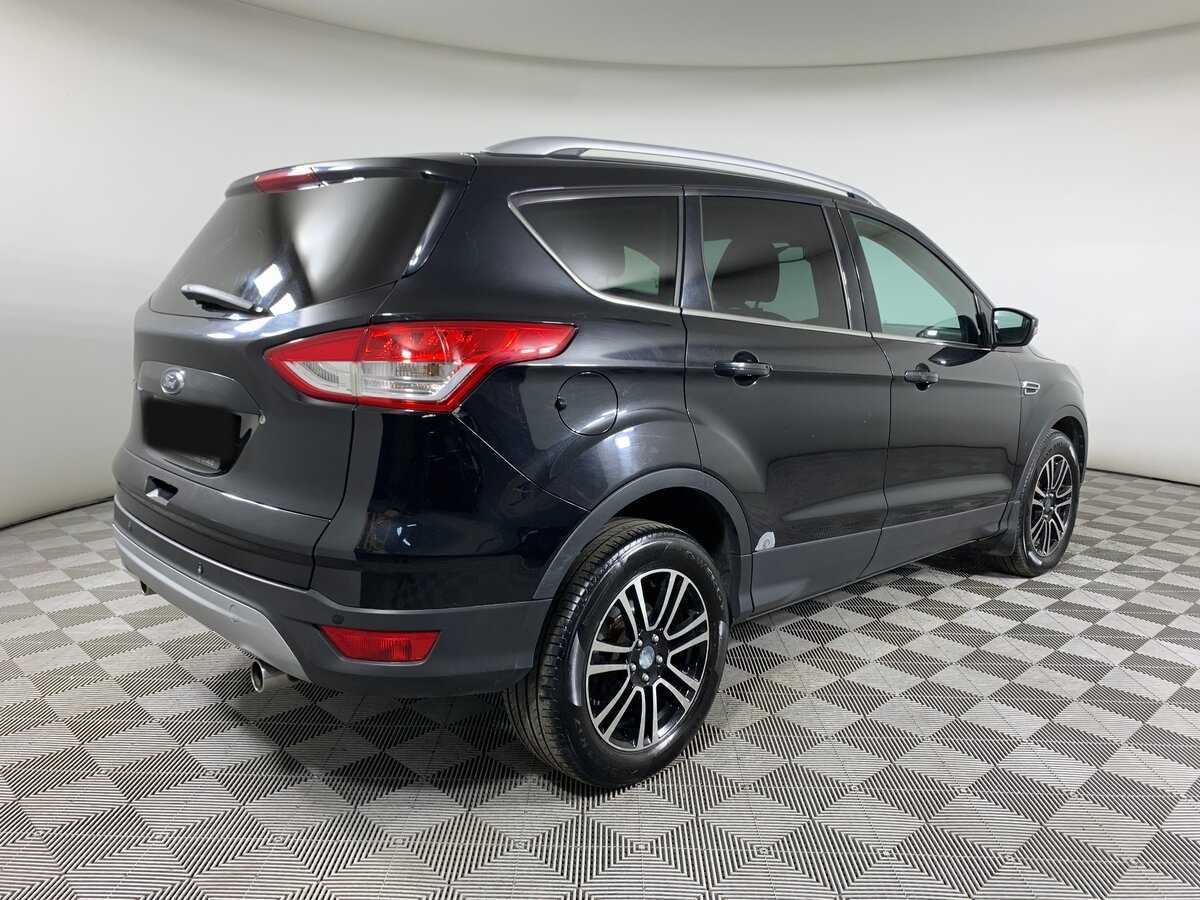 Ford Kuga с пробегом — 2014 год. Фото: #4